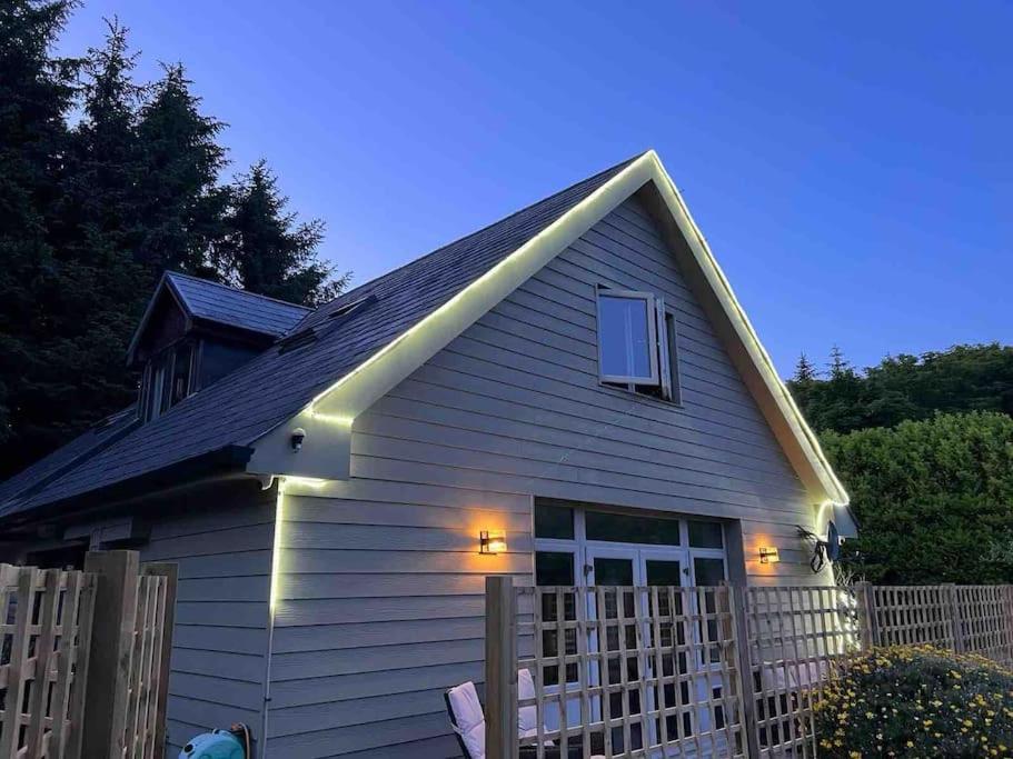The Bird House - Coastal Lodge In Lovely Forest Setting Nr. Kinsale Cork Extérieur photo